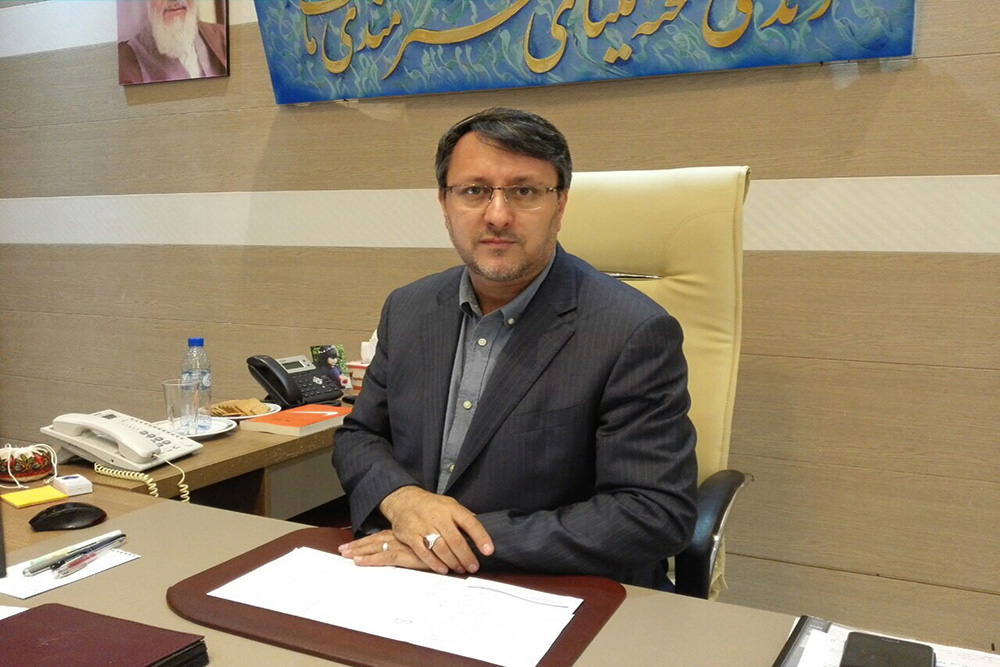 علیرضا کمساری مدیر کل فرهنگ و ارشاد اسلامی منطقه آزاد قشم به مناسبت روز ملی هنرهای نمایشی:
تئاتر زبان گسترده داستانگویی و تخیل وصف ناپذیر